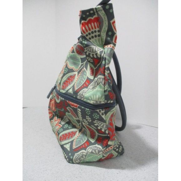 *Vera Bradley Nomadic Floral Design Green And Pink Polyester Tote - Picture 6 of 7